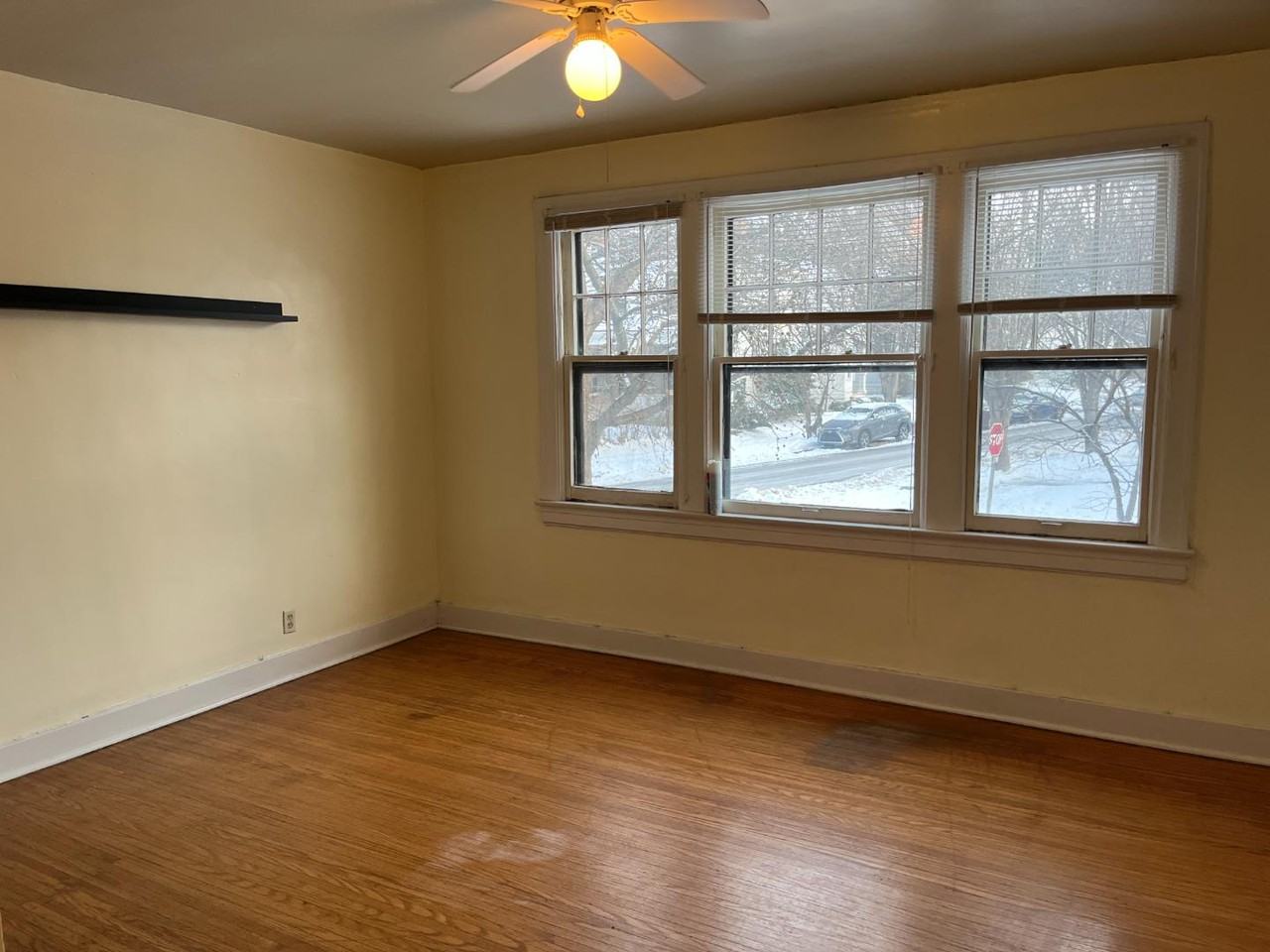 1300 Everett Ave - Photo 6 of 17