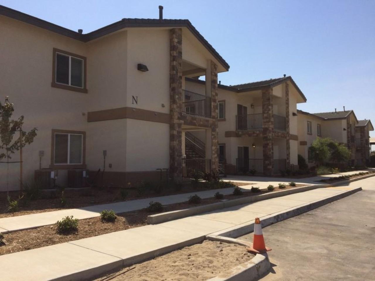 Sablewood Gardens - Photo 2 of 22