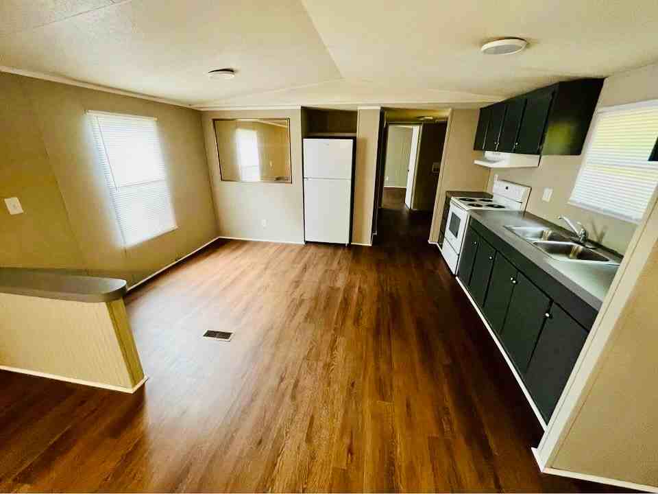 Trails End Way Mobile Home Park - Photo 5 of 10