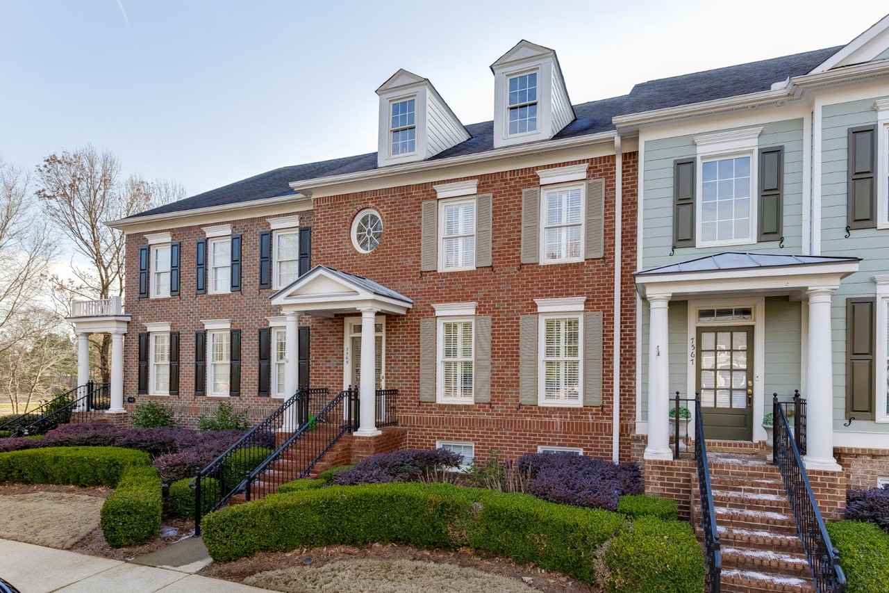 7565 Grand Reunion Dr - Photo 4 of 20