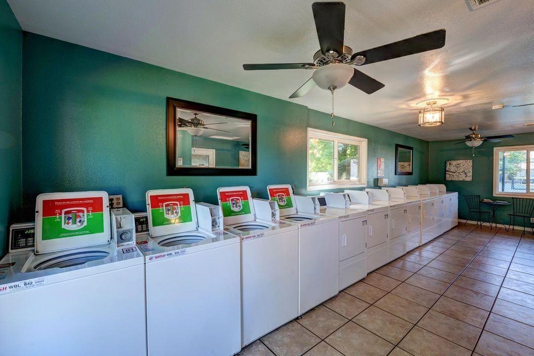 Hilltop Garden Apartments - Photo 6 of 50