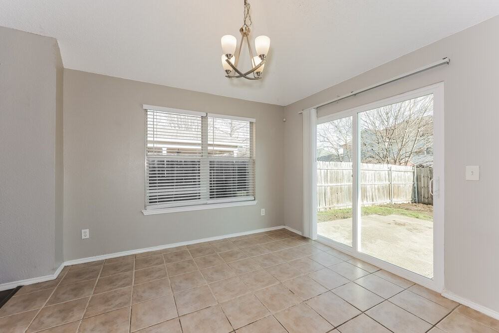 4701 Palm Ridge Dr - Photo 6 of 16