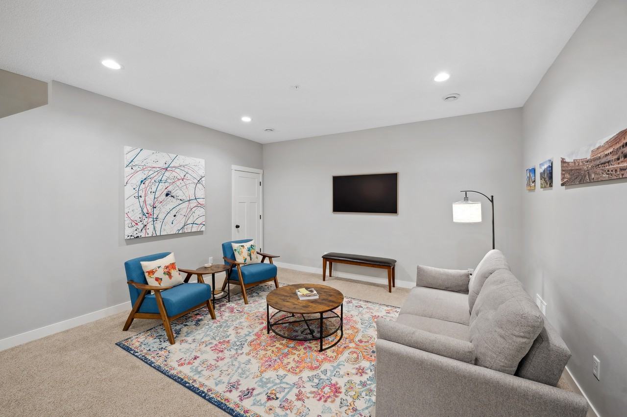 7356 Kalland Cir Ne #NA - Photo 4 of 24