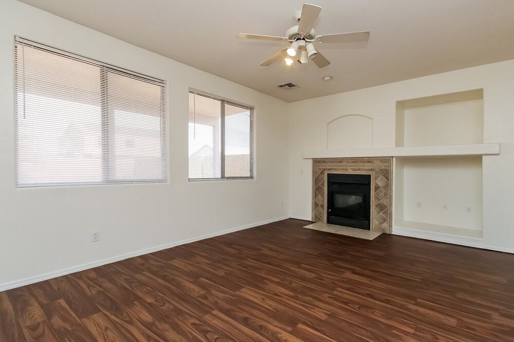 15122 W Polk St - Photo 6 of 15