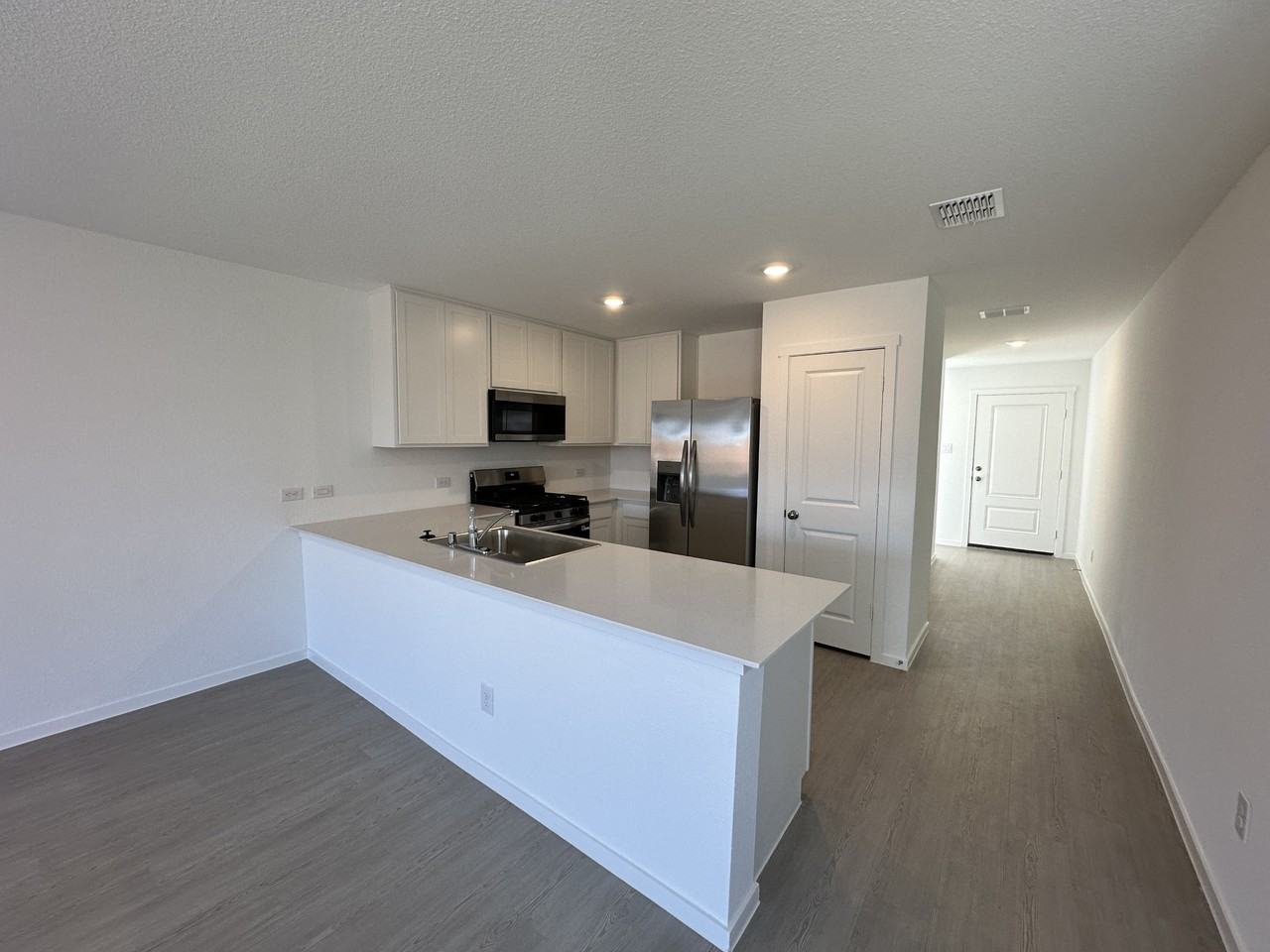 1613 Elliott Rd #1 - Photo 4 of 26