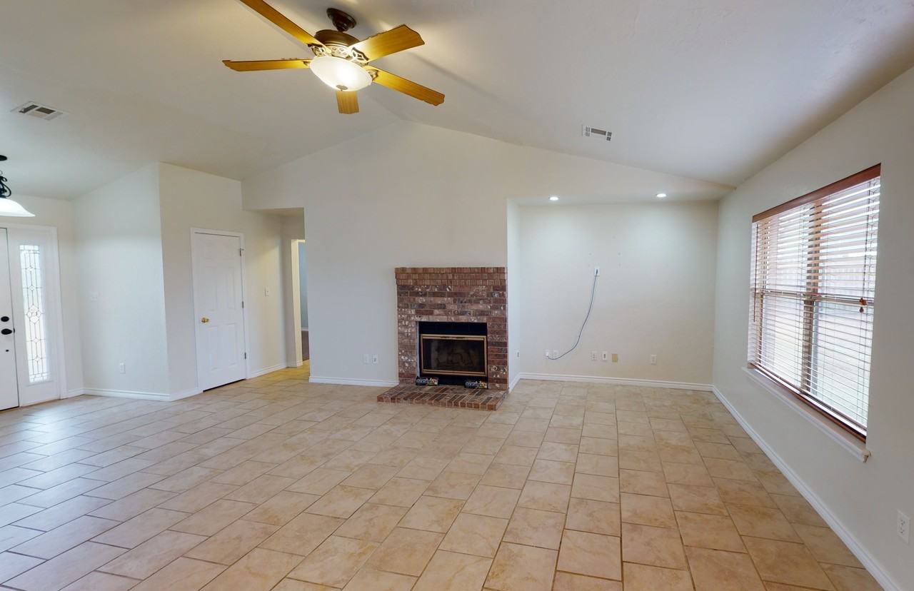 82 Ne Uvon Ln #1 - Photo 3 of 9