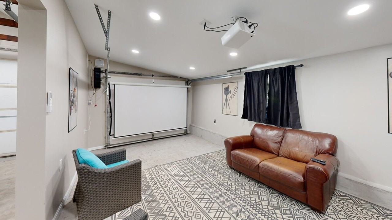 9 Birch Dr #1380186P - Photo 5 of 50