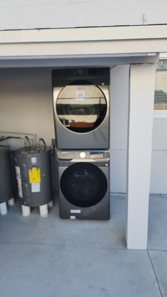 2217 Nw 7th St #1380876P - Photo 6 of 31