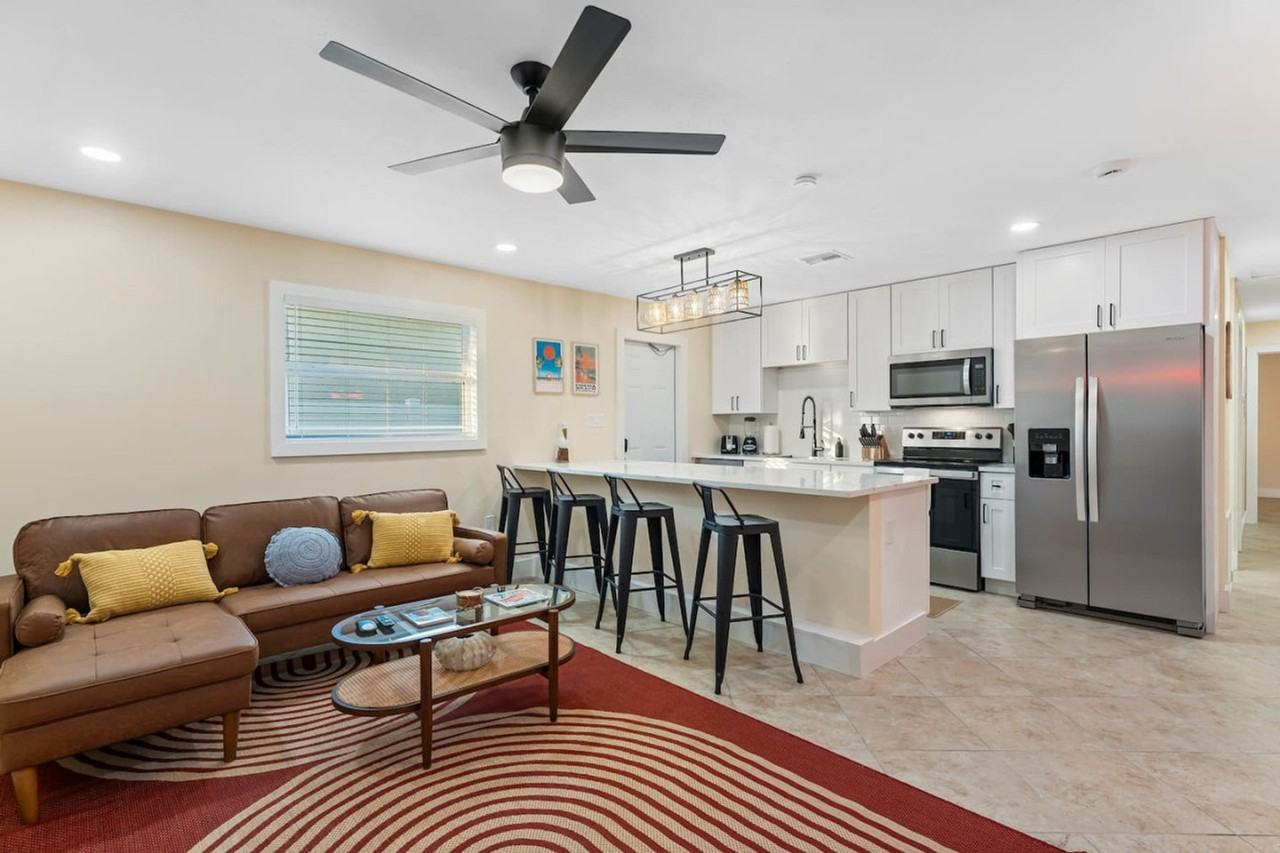 79 South Brevard Avenue - Photo 3 of 89