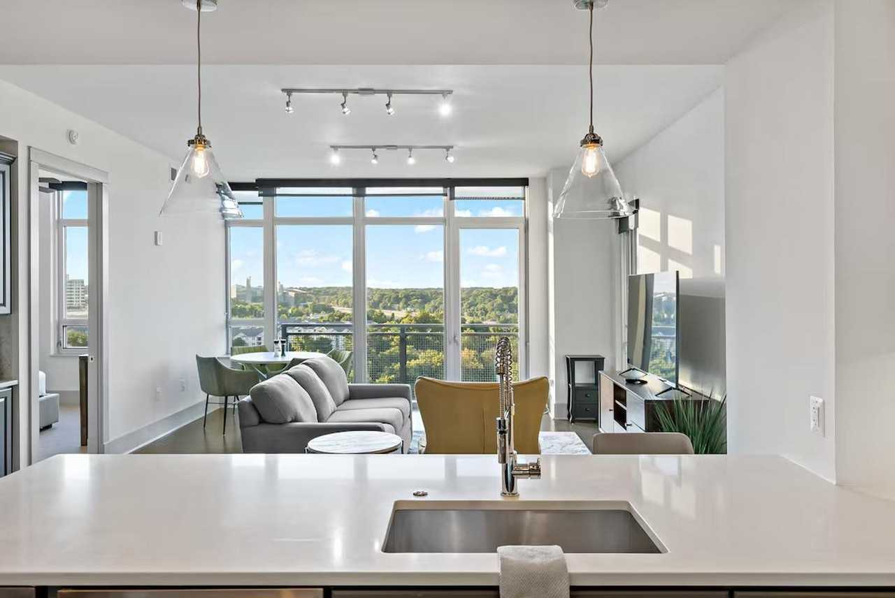 1585 Anderson Rd #1395382P - Photo 2 of 13