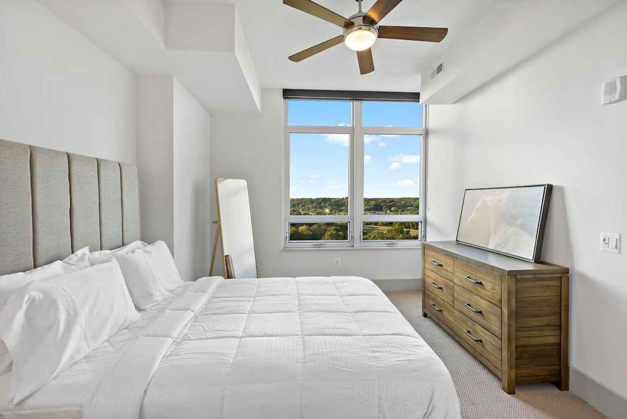 1585 Anderson Rd #1395382P - Photo 3 of 13