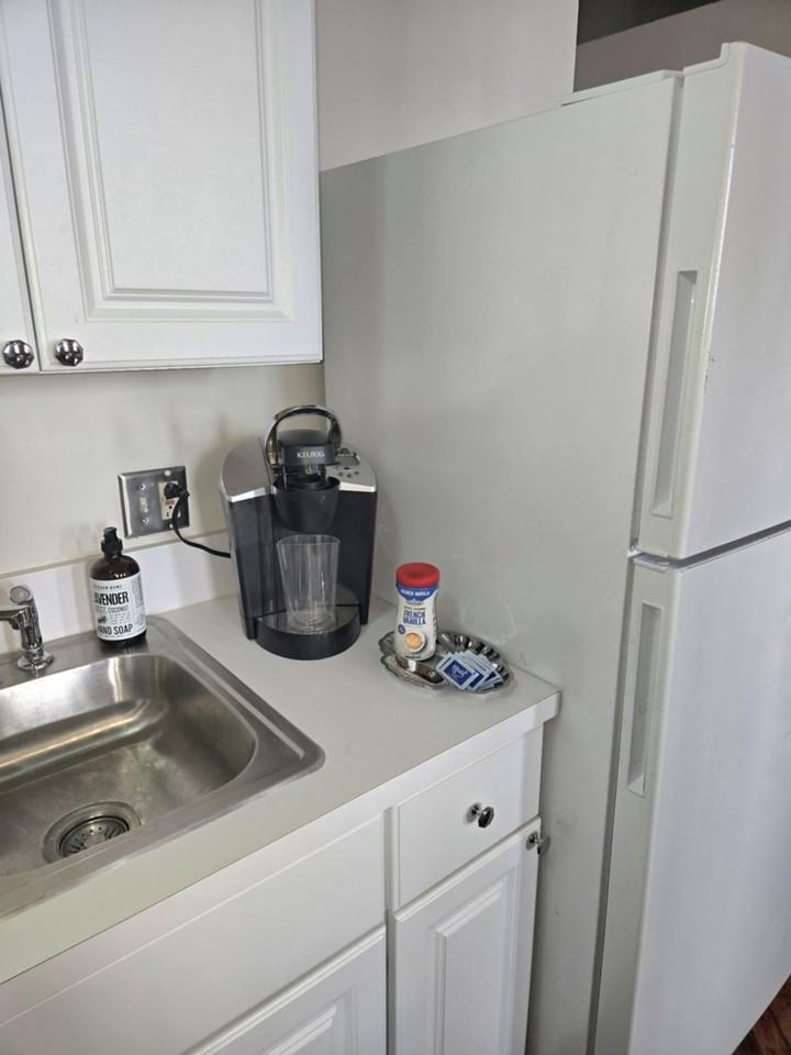 226 Mount Elliott St #1437646P - Photo 7 of 9