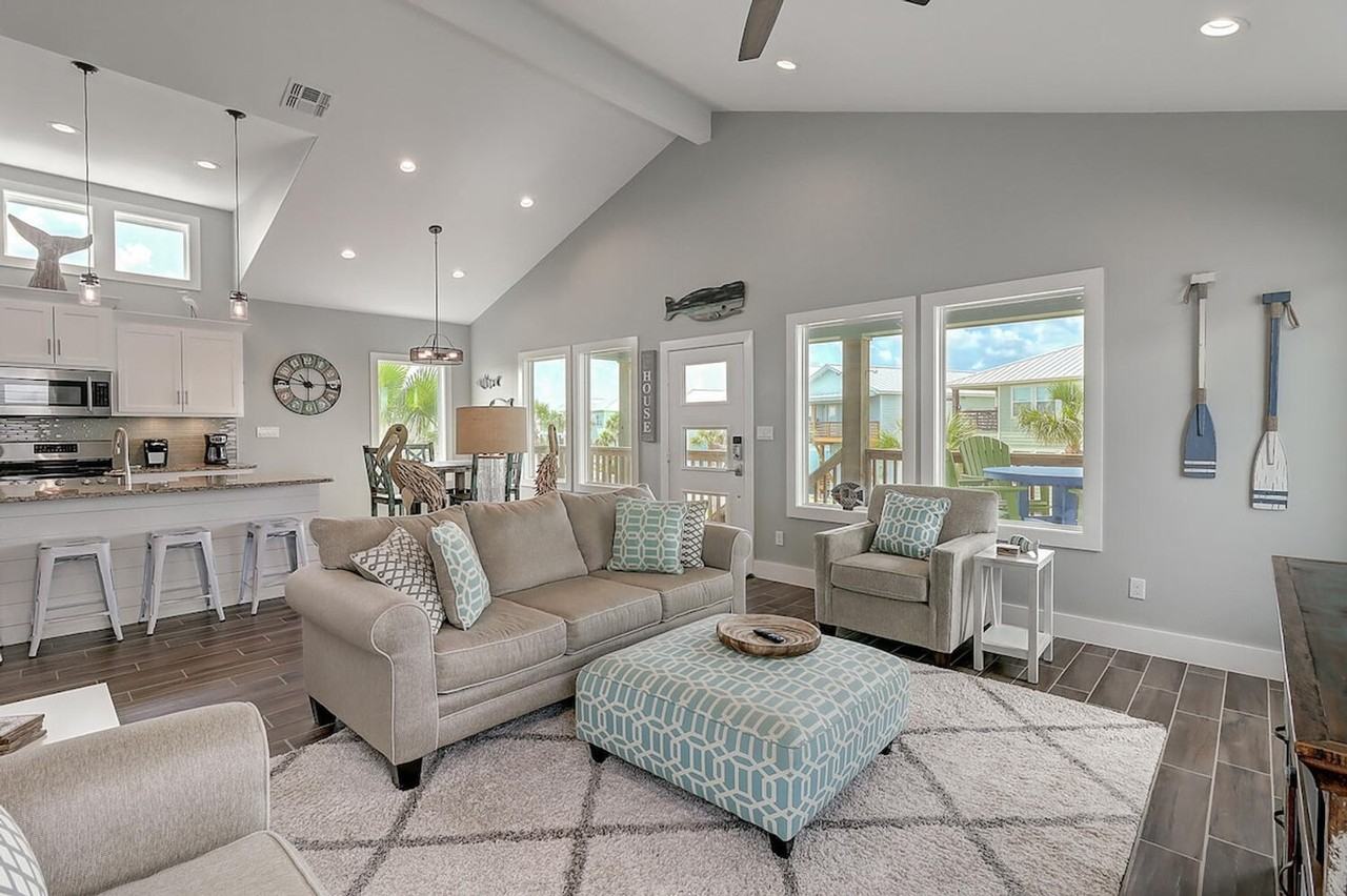 409 Paradise Pointe Dr #1023253P - Photo 4 of 43