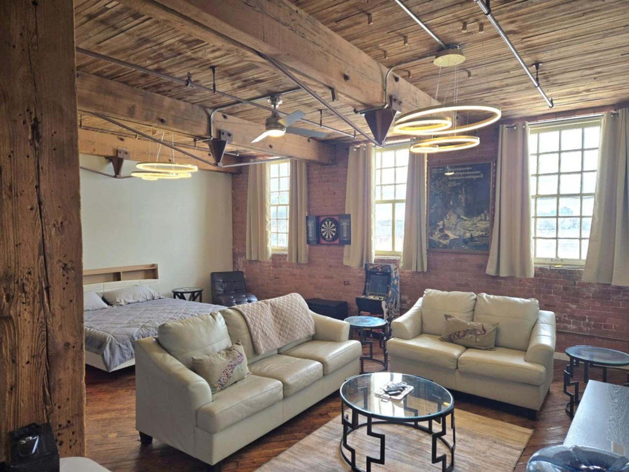 227 Iron St #1438329P - Photo 3 of 9