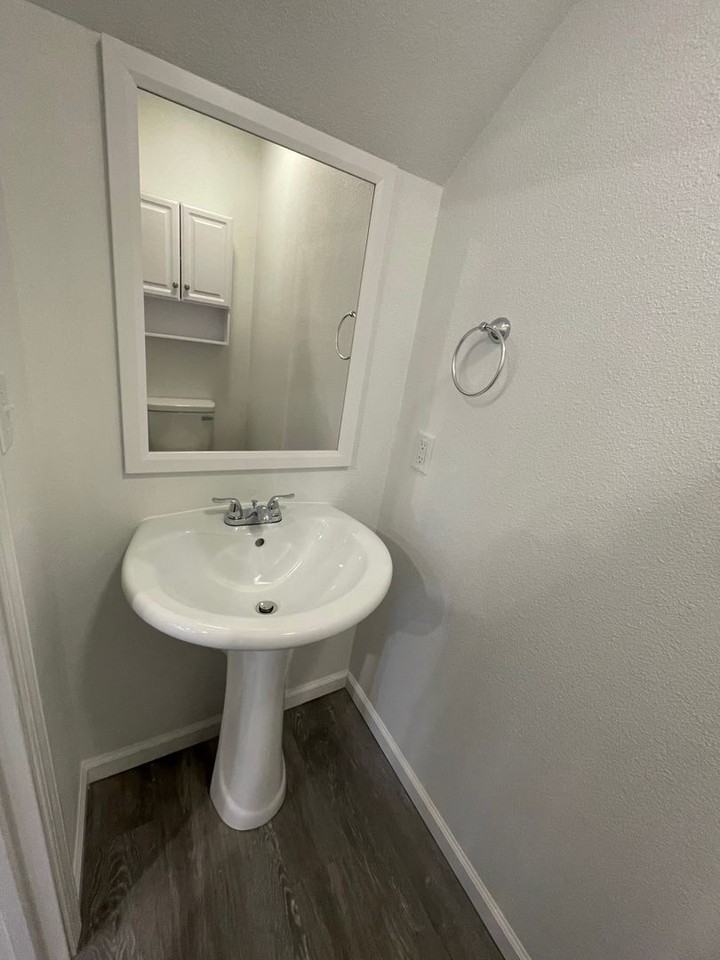 409 Doxey St #3 - Photo 6 of 19