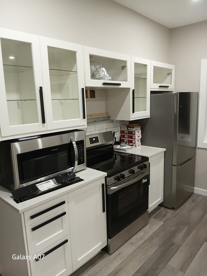 255 Woodlawn St - Photo 2 of 31