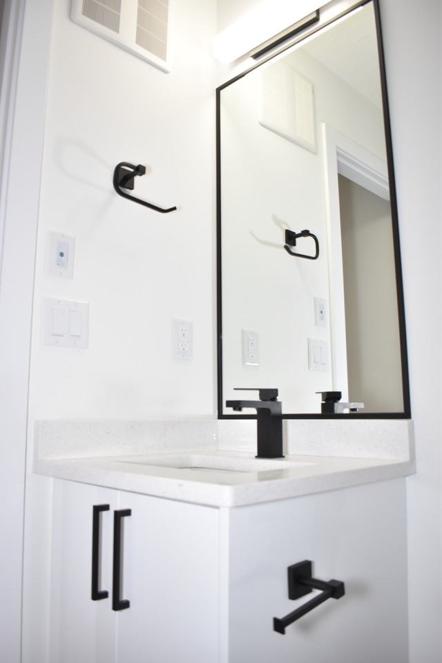 13538 110a Ave Nw - Photo 3 of 13