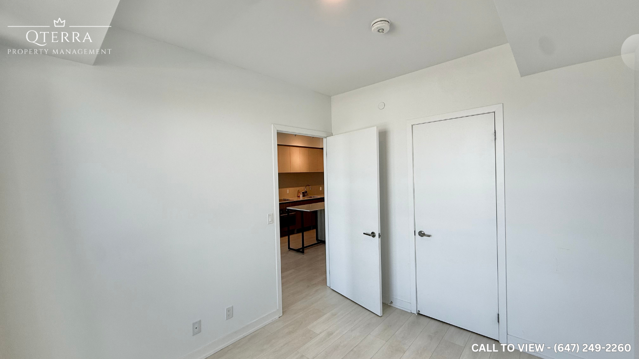 7950 Bathurst St - Photo 5 of 6