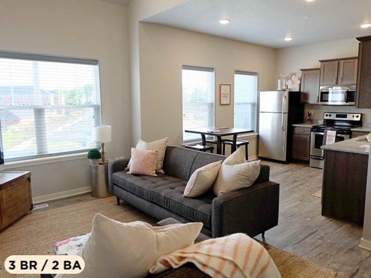 Cove at Kettlestone Townhomes - Photo 6 of 29