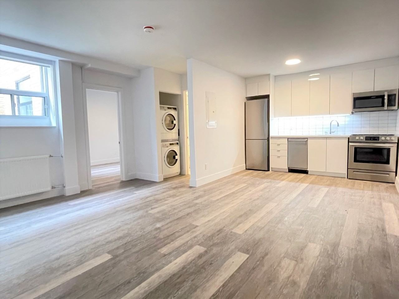 2901 St Clair Avenue East - Photo 5 of 10