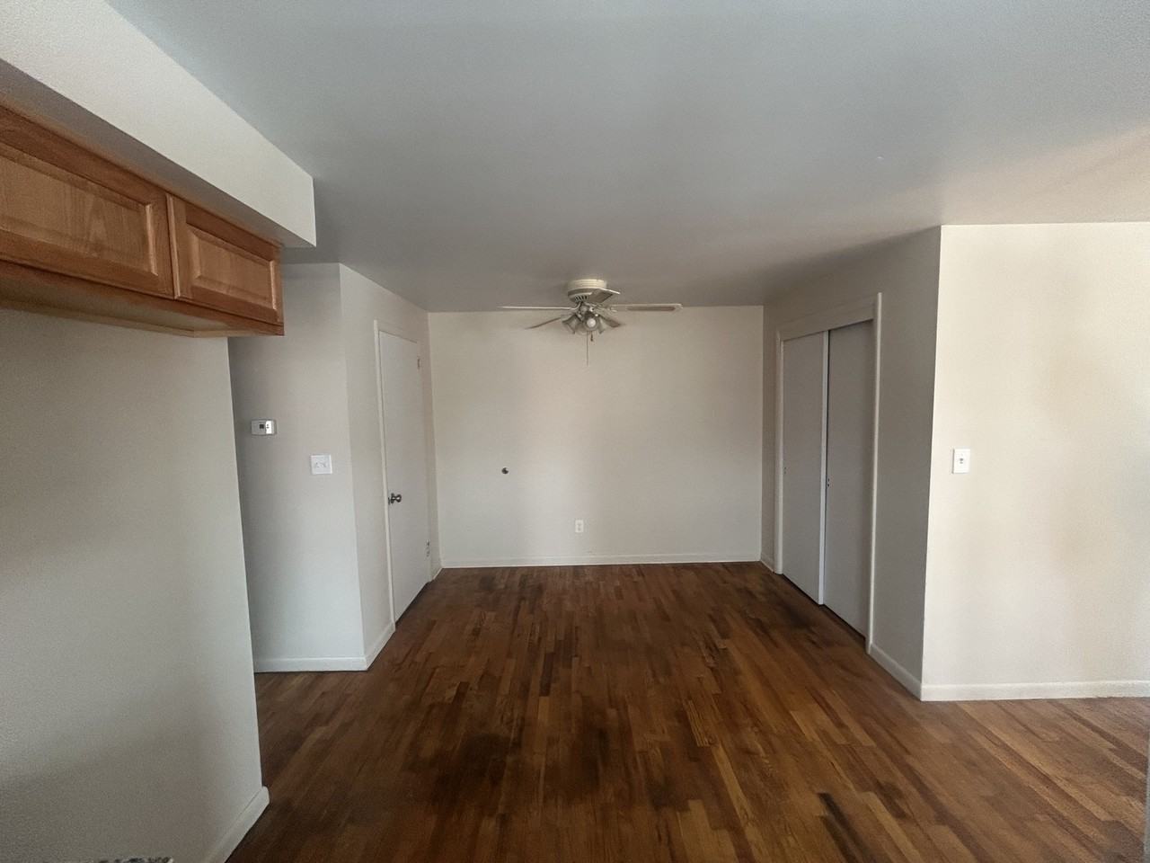 1613 W South St #1615APT1 - Photo 3 of 9