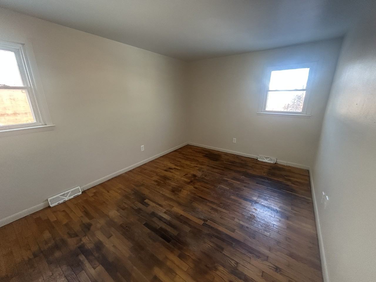 1613 W South St #1615APT1 - Photo 6 of 9