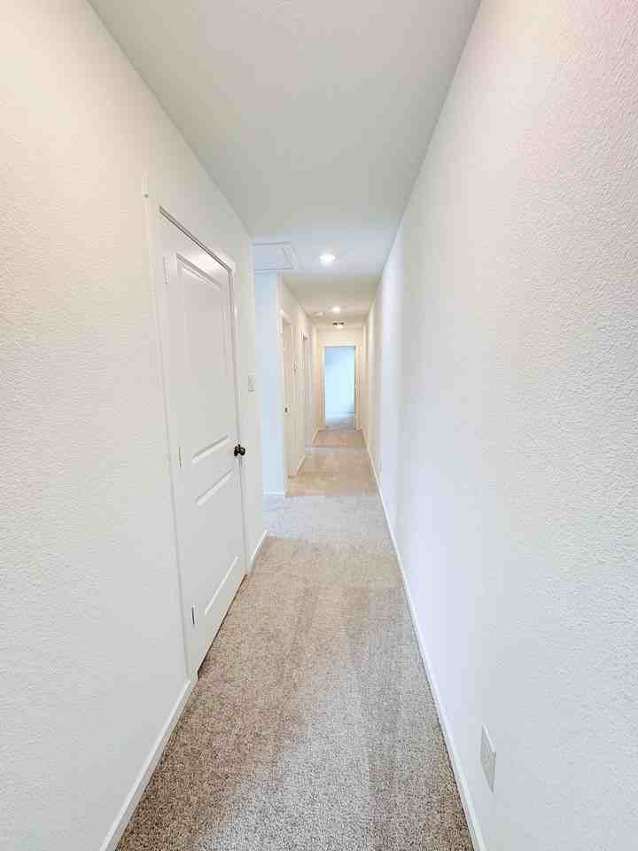 719 Wagtail Dr #1 - Photo 5 of 34