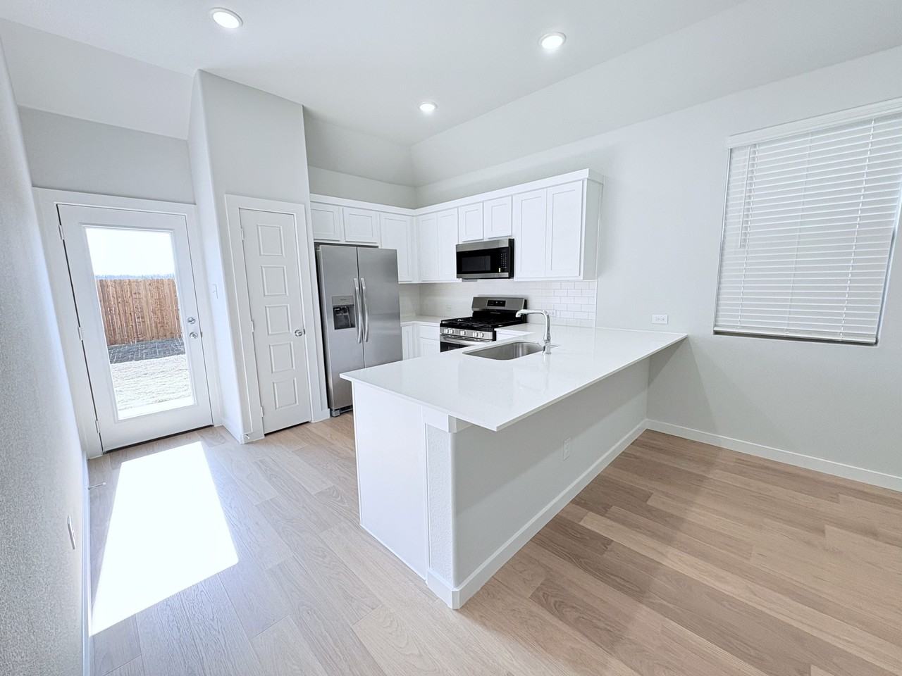 401 Green Gables Dr #1 - Photo 3 of 42