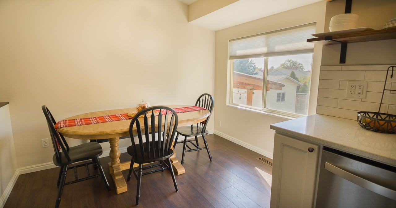 1487 N Quincy Ave #1 - Photo 4 of 29