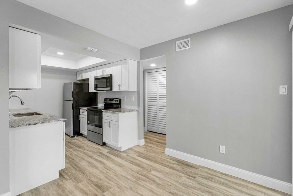 2628 Encina DriveUnit D #04D - Photo 3 of 29