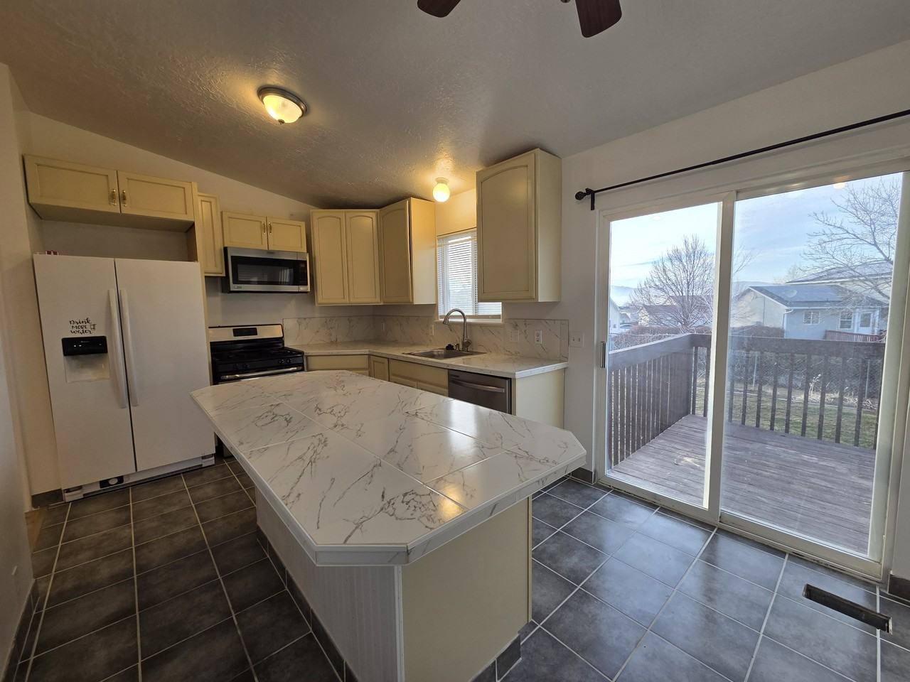 1122 Southwest Dr #1 - Photo 3 of 22