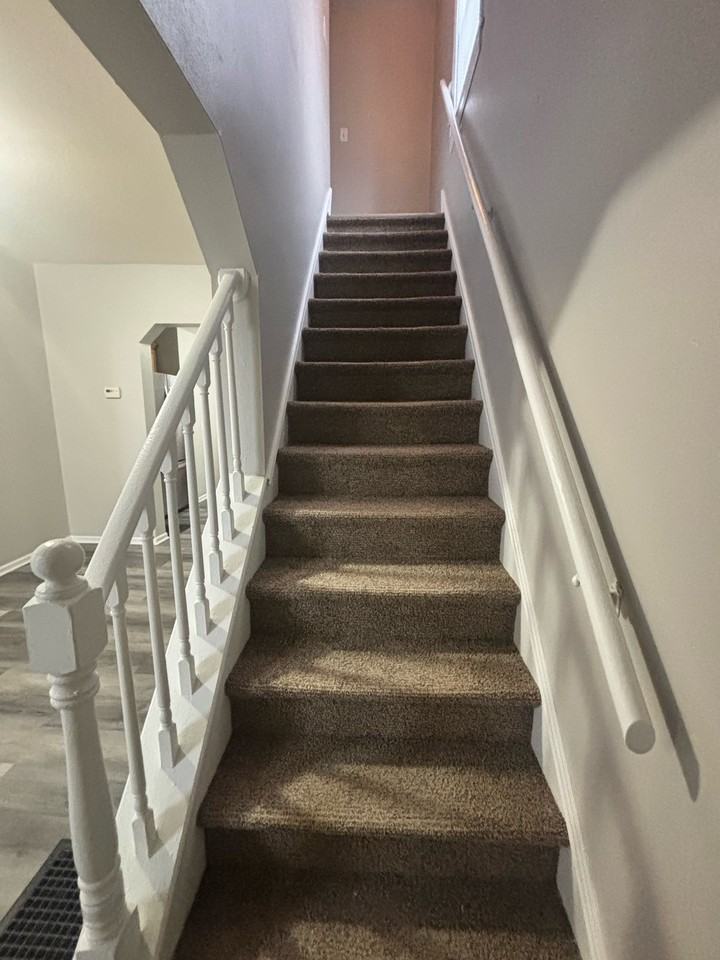 2226 Parmele St #1 - Photo 6 of 13