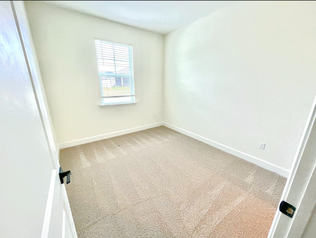 3415 Auvenshine Way #1 - Photo 4 of 26