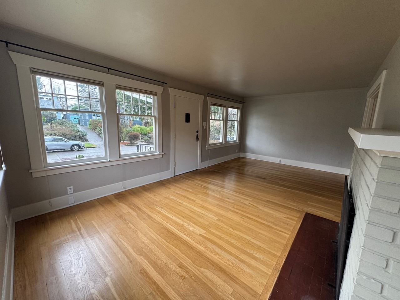 6247 31st Ave Ne #1 - Photo 5 of 39