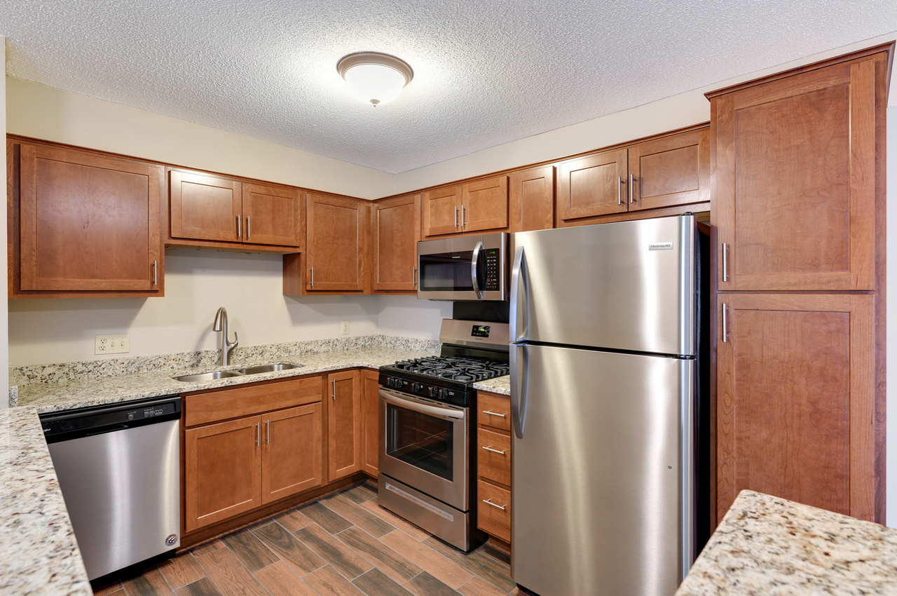 1829 Trailway Dr #29-8 - Photo 5 of 31