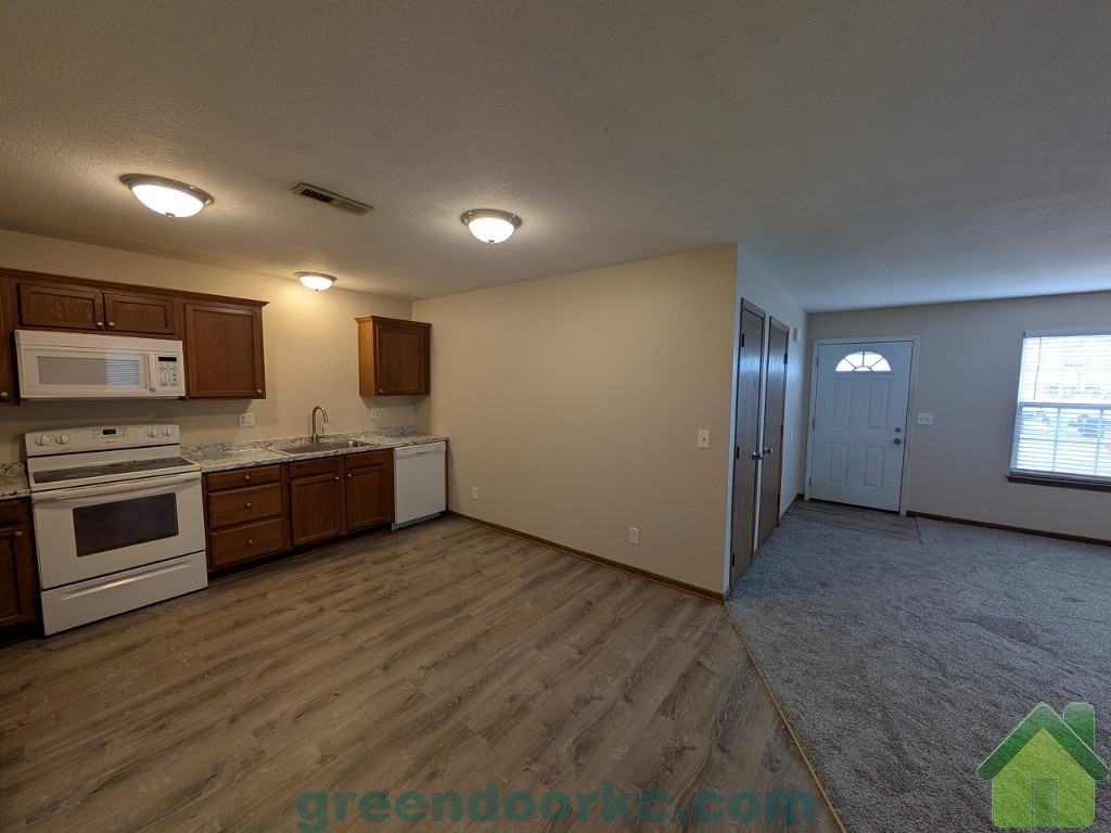 1204 Fall Meadow Ln #1204 - Photo 5 of 11