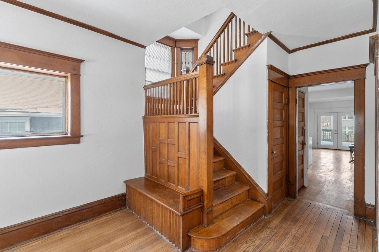 3825 Walnut St - Photo 7 of 36