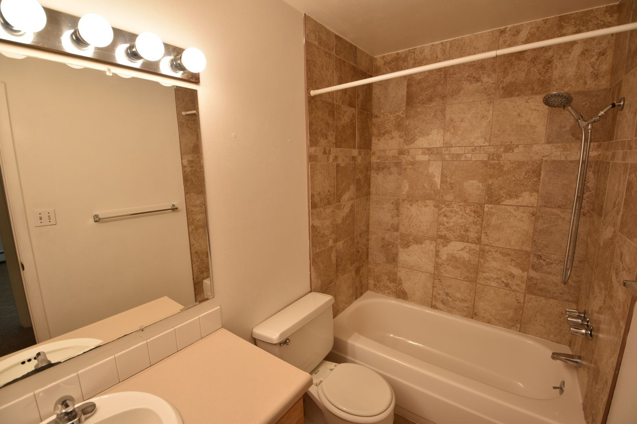 2030 Spruce St. - Photo 4 of 27