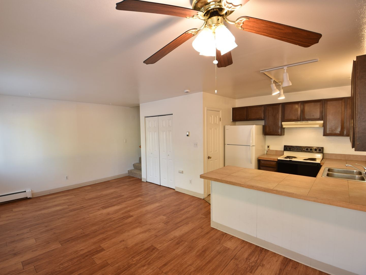 2030 Spruce St. - Photo 7 of 27