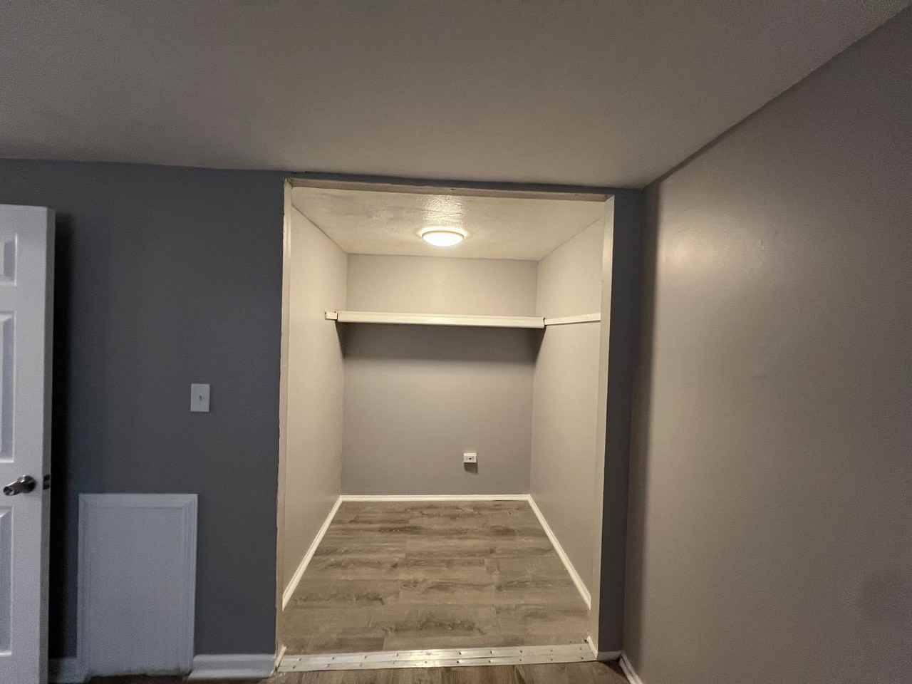 13540 Superior Rd - Photo 6 of 8