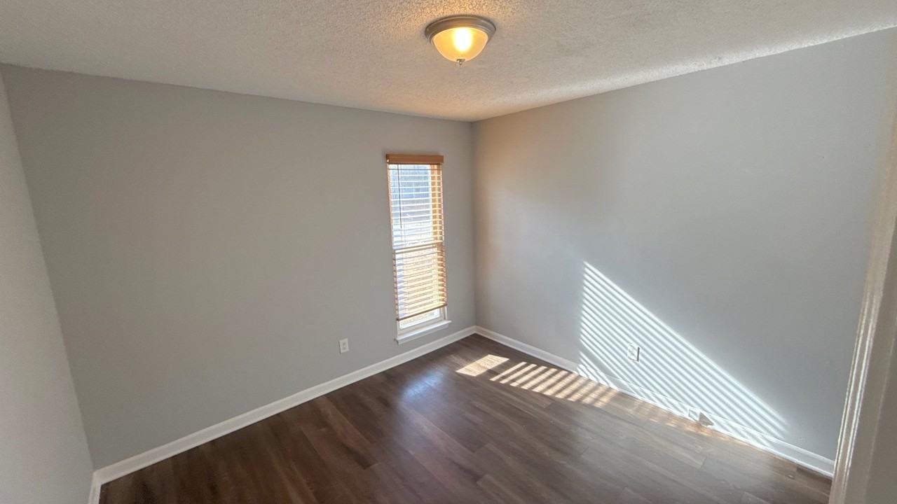 6496 Frosty Leaf Dr - Photo 4 of 12