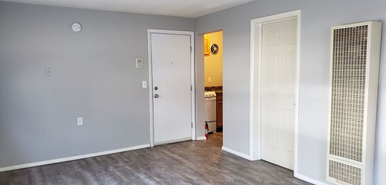 606 S. Prairie - Photo 5 of 6