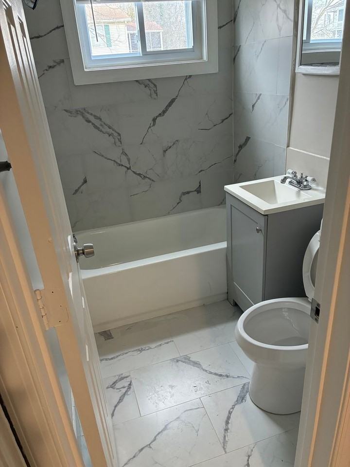 1841 N Dinwiddie St - Photo 3 of 18