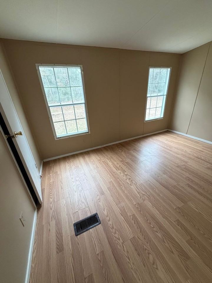 10 Dannee St - Photo 7 of 18