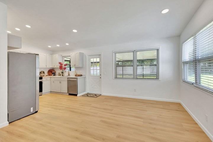 9312 Pinion Drive - Photo 7 of 8