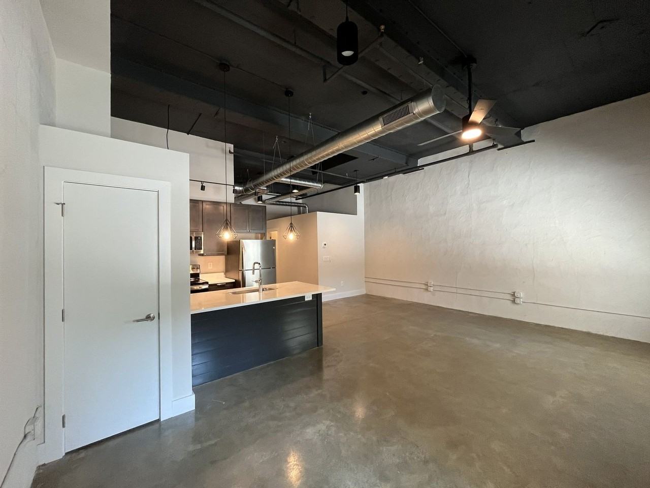 White Star Flats - Photo 7 of 30