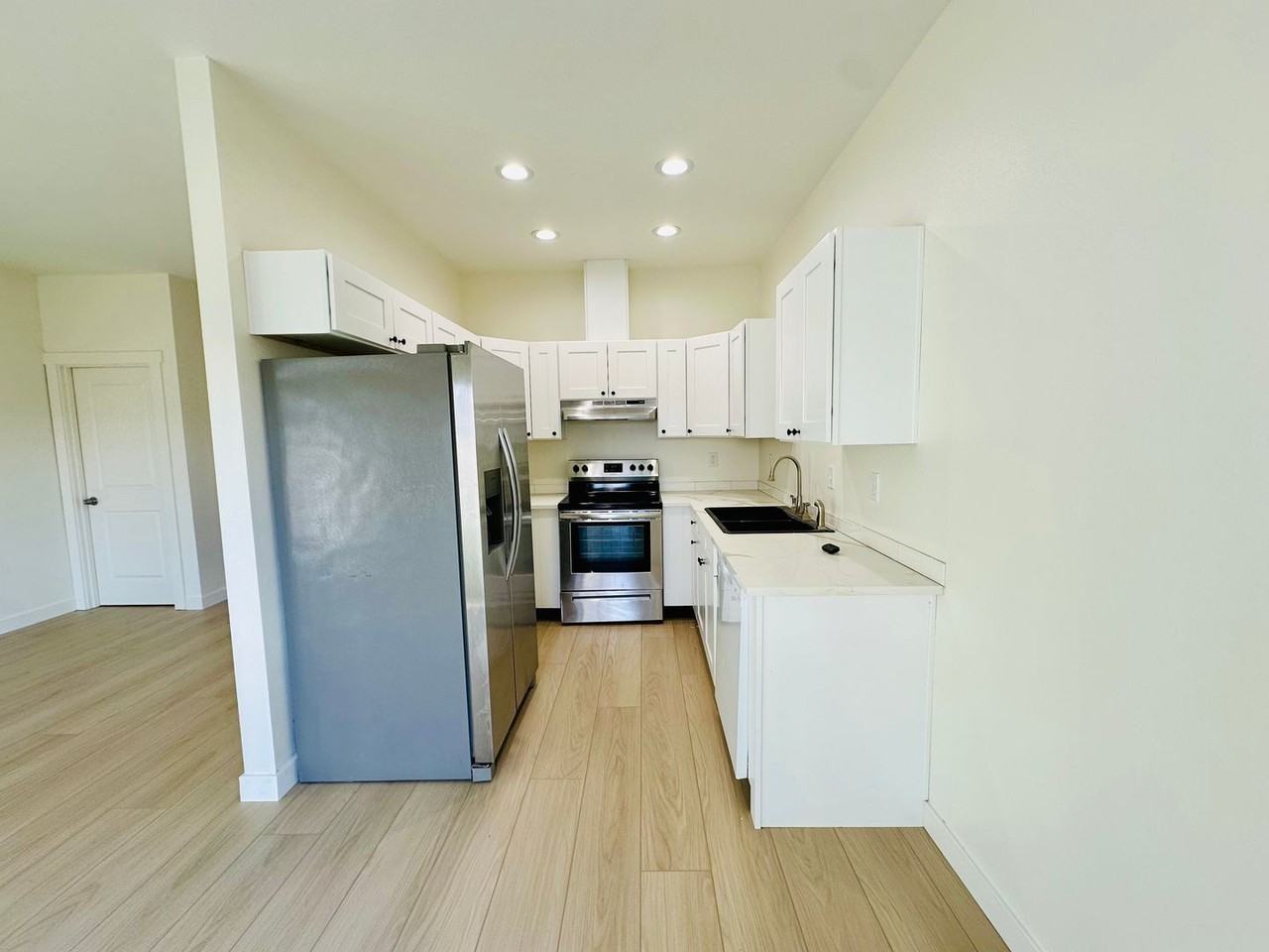 1926 Washington St Sw - Photo 3 of 14