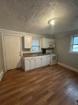 402 Pryor St - Photo 1 of 1