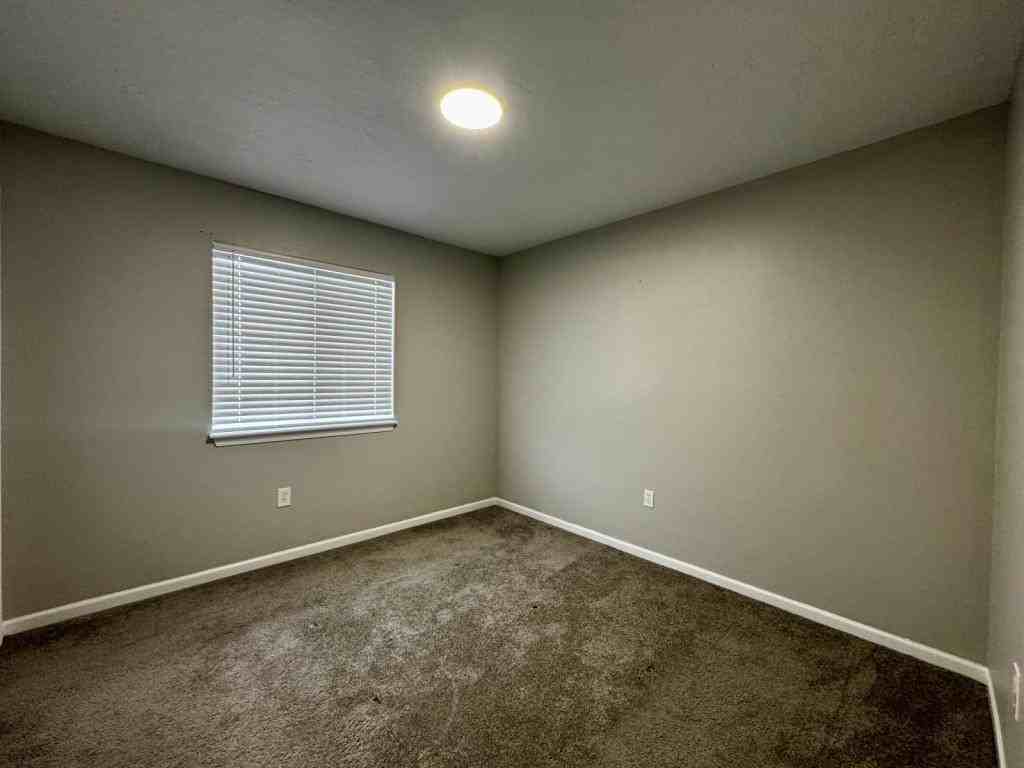 950 Life Dr - Photo 7 of 11