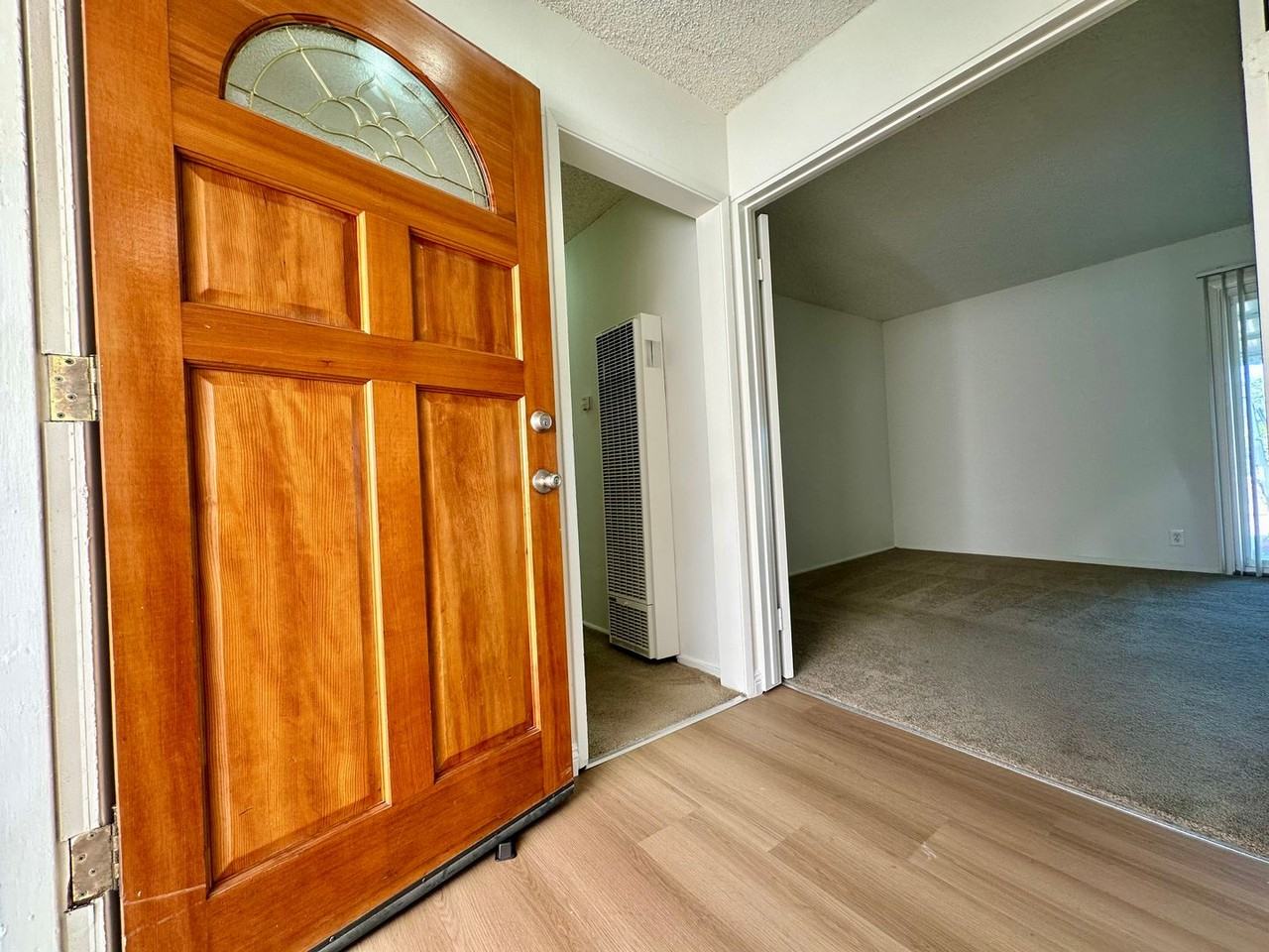 3915 W 171st St - Photo 2 of 17